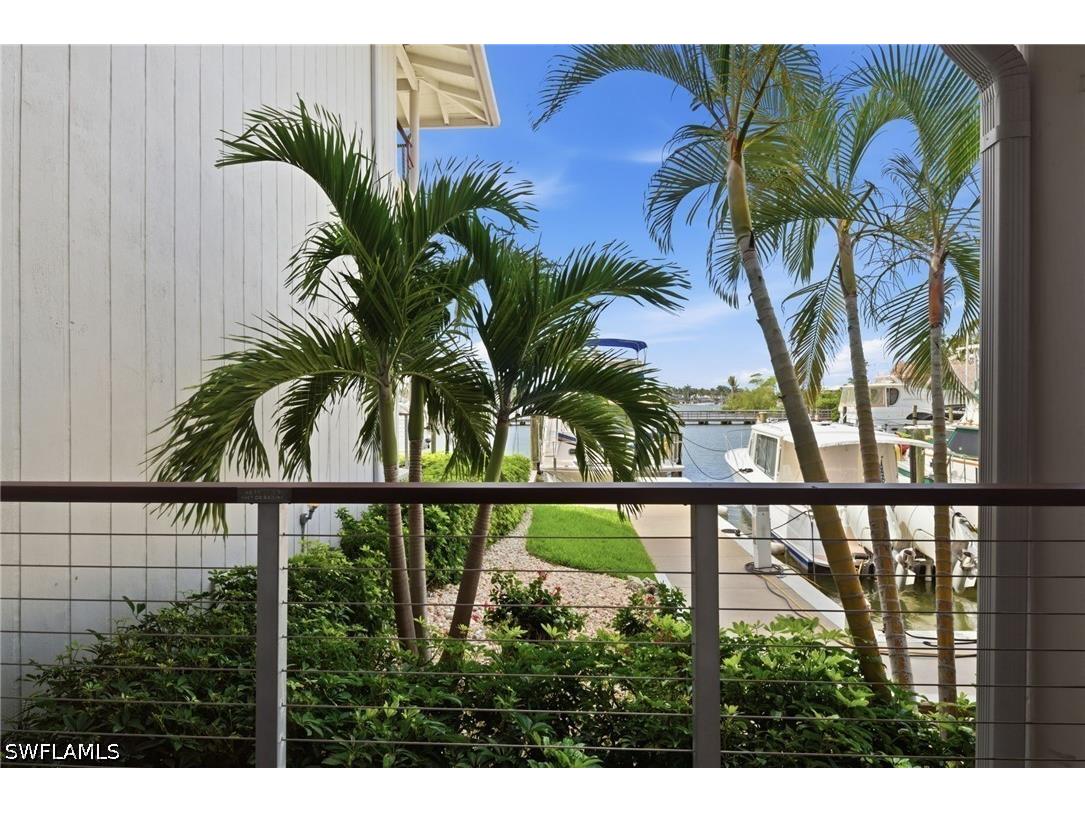 900 Broad Avenue S #117 Naples FL 34102 226019629 image33