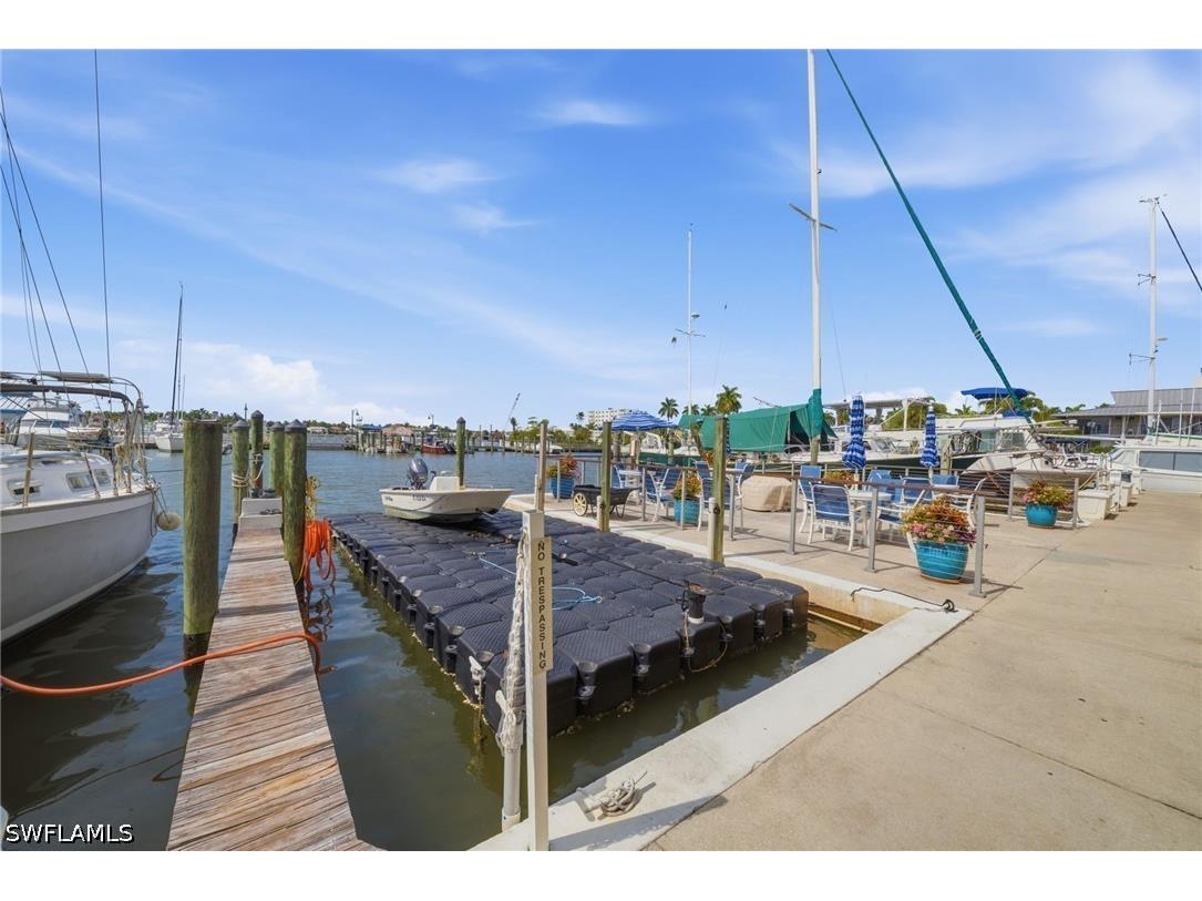 900 Broad Avenue S #117 Naples FL 34102 226019629 image34