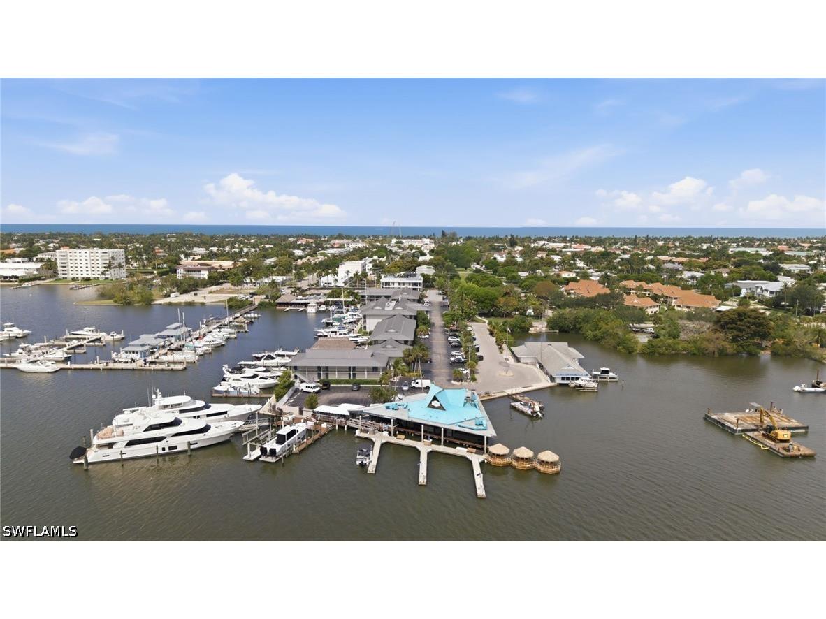 900 Broad Avenue S #117 Naples FL 34102 226019629 image35