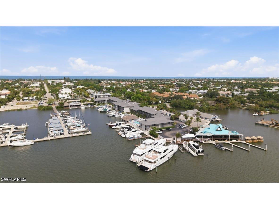900 Broad Avenue S #117 Naples FL 34102 226019629 image36