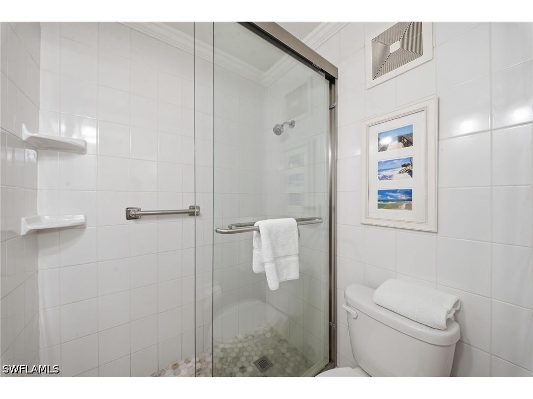 900 Broad Avenue S #117 Naples FL 34102 226019629 image6