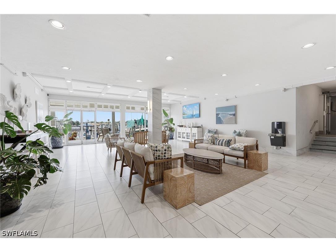 900 Broad Avenue S #125 Naples FL 34102 226021422 image20