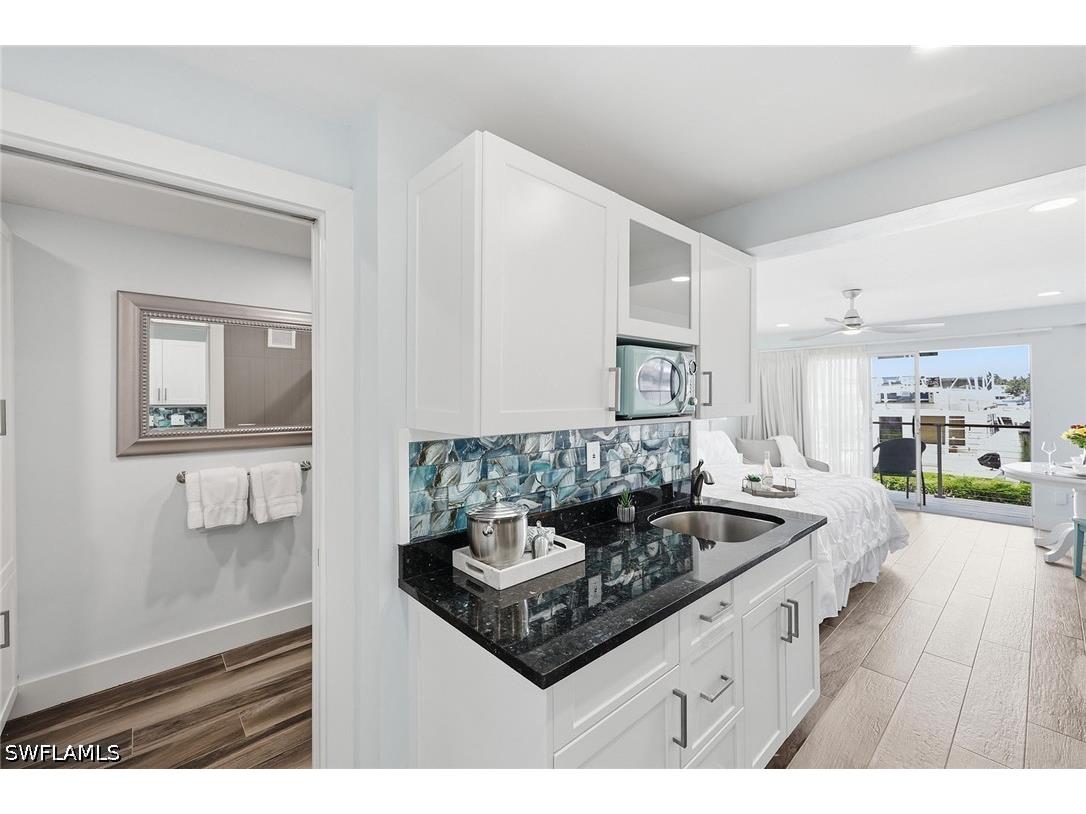 900 Broad Avenue S #125 Naples FL 34102 226021422 image5