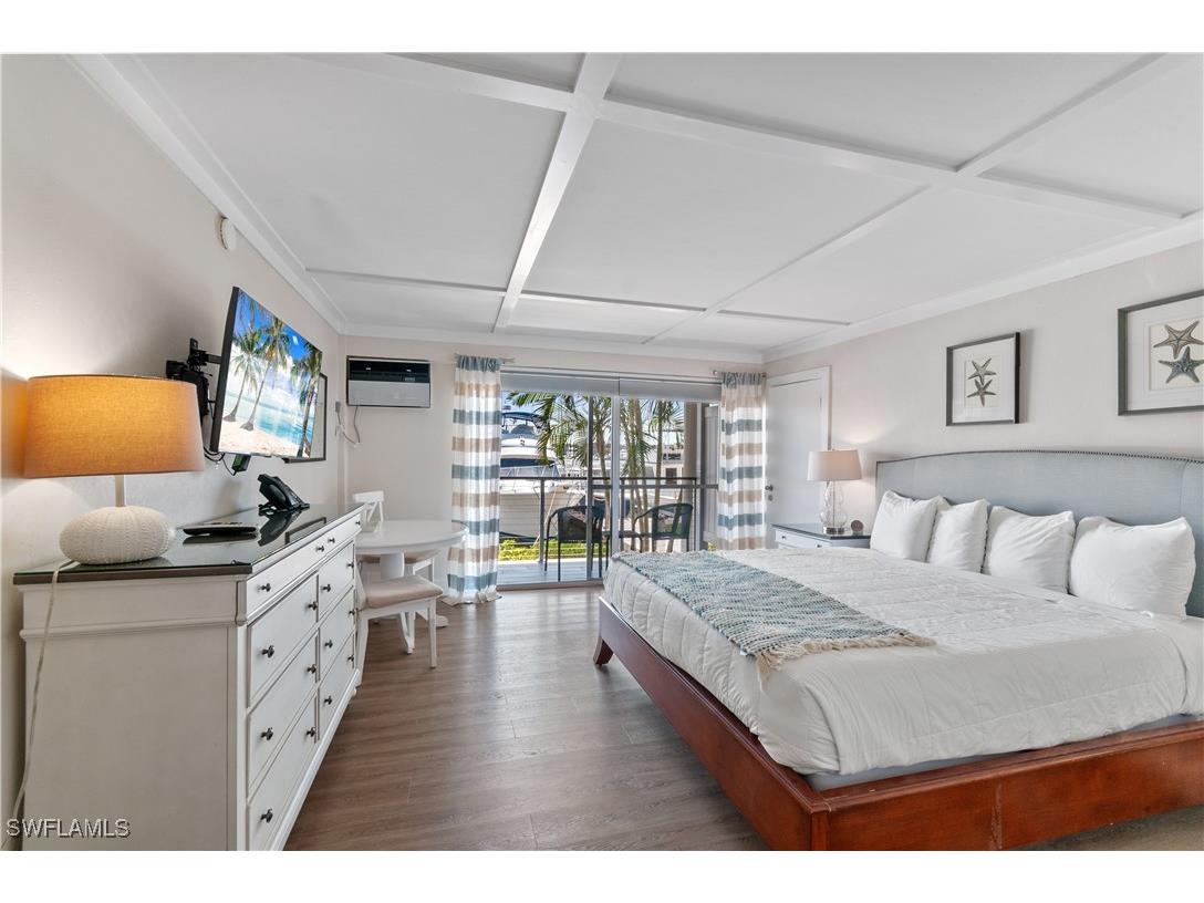 900 Broad Avenue S #133/134 Naples FL 34102 225067687 image16