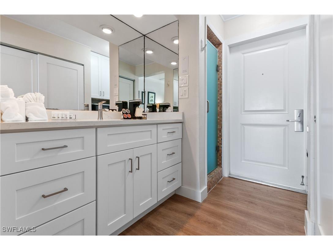 900 Broad Avenue S #133/134 Naples FL 34102 225067687 image18