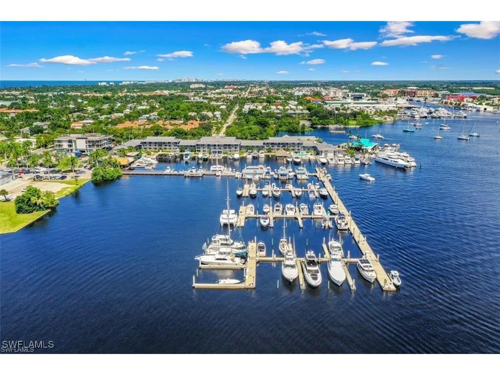 900 Broad Avenue S #133/134 Naples FL 34102 225067687 image21