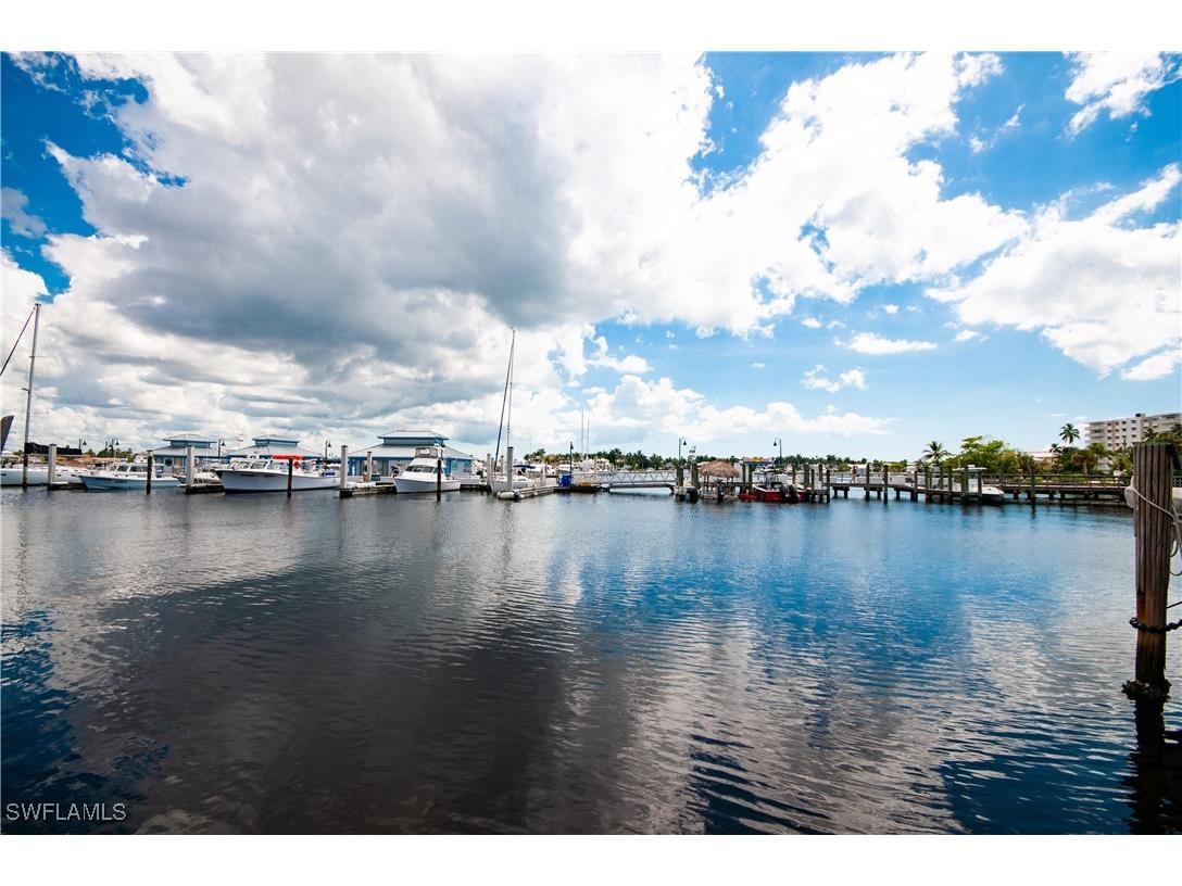 900 Broad Avenue S #133/134 Naples FL 34102 225067687 image28