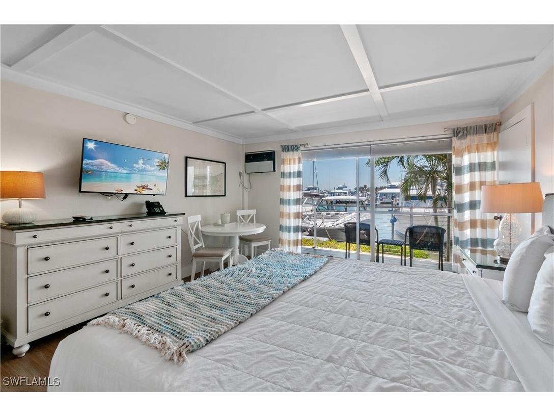 900 Broad Avenue S #133/134 Naples FL 34102 225067687 image30