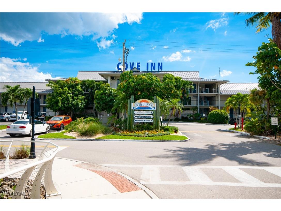 900 Broad Avenue S #133/134 Naples FL 34102 225067687 image36