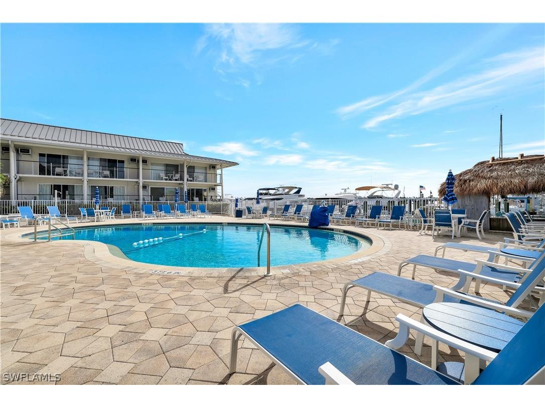 900 Broad Avenue S #320 Naples FL 34102 226007753 image7