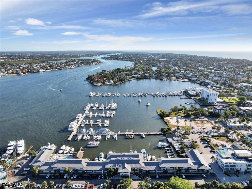 900 Broad Avenue S Naples FL 34102 2026016696 image9