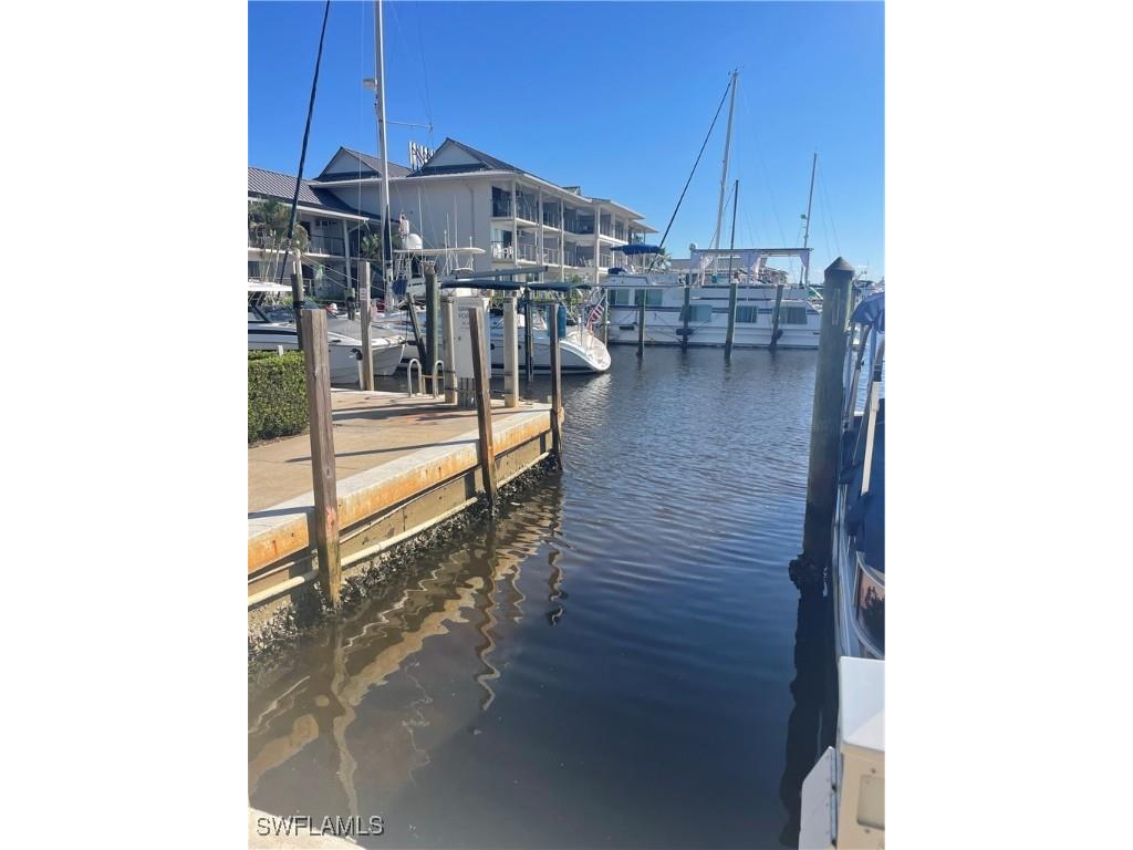 900 Broad Avenue S Naples FL 34102 225076651 image1