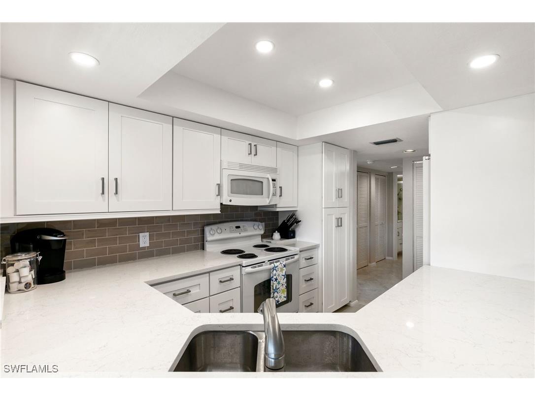 900 Collier Court #106 Marco Island FL 34145 225081137 image7