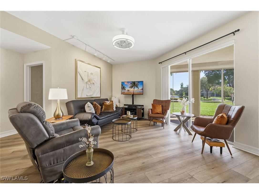 900 Diamond Circle #905 Naples FL 34110 225078661 image13