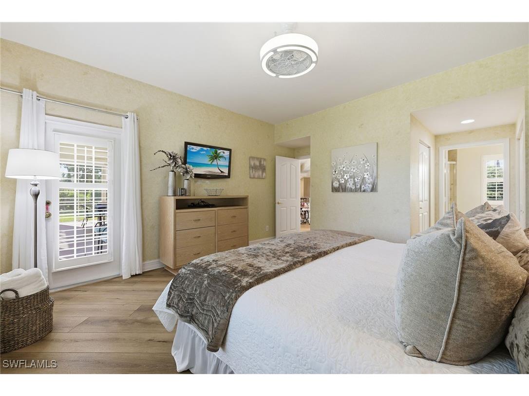 900 Diamond Circle #905 Naples FL 34110 225078661 image19