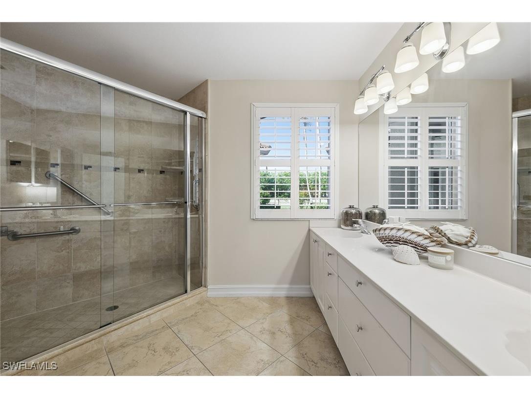 900 Diamond Circle #905 Naples FL 34110 225078661 image20