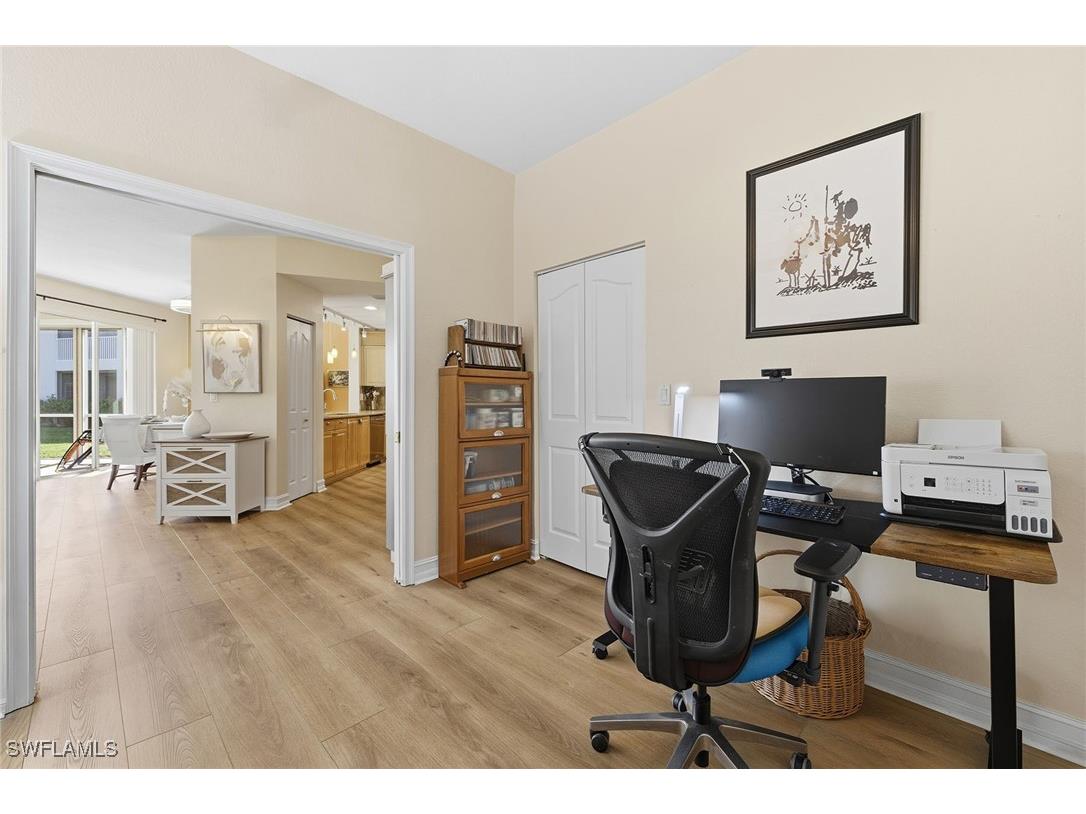 900 Diamond Circle #905 Naples FL 34110 225078661 image30