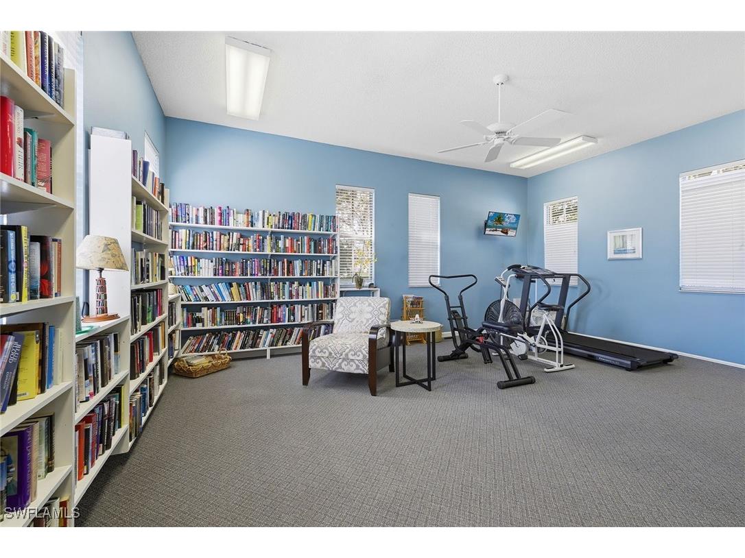 900 Diamond Circle #905 Naples FL 34110 225078661 image49