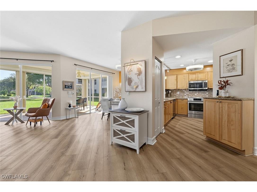 900 Diamond Circle #905 Naples FL 34110 225078661 image9