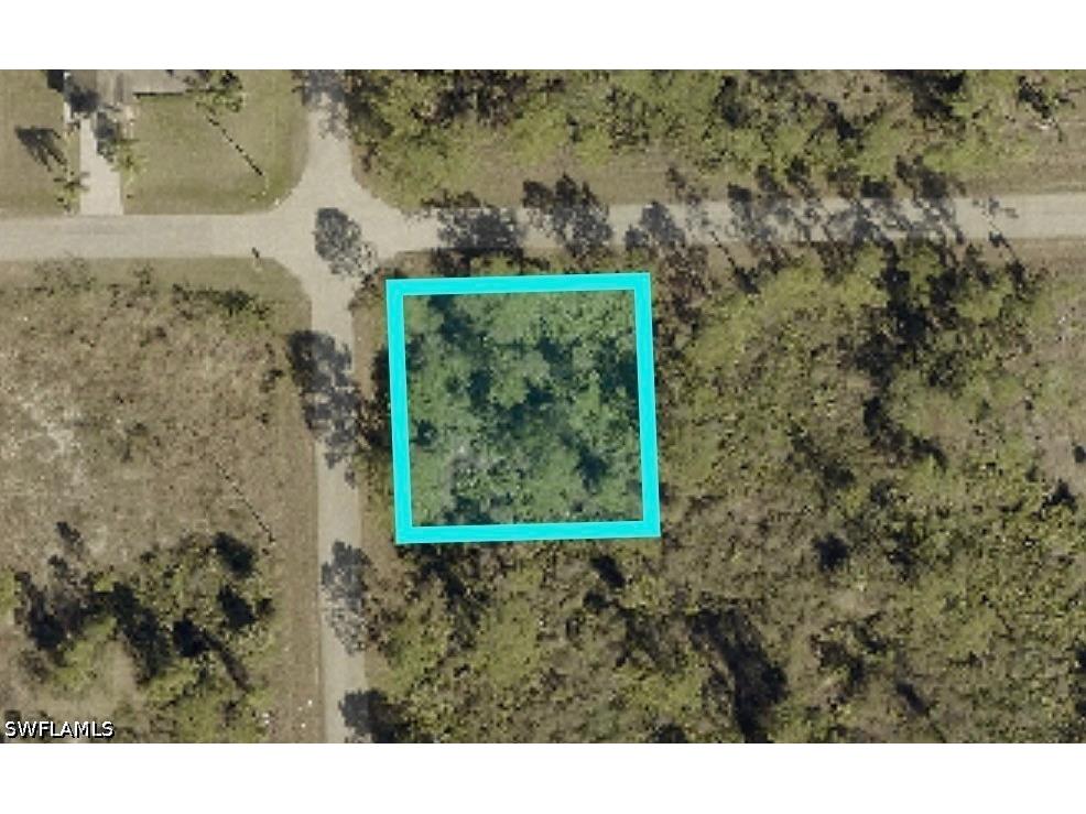 900 E 11th Street Lehigh Acres FL 33972 226012874 image1