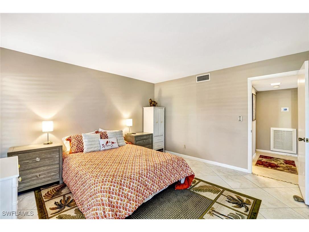 900 Huron Court #C2 Marco Island FL 34145 226005530 image17