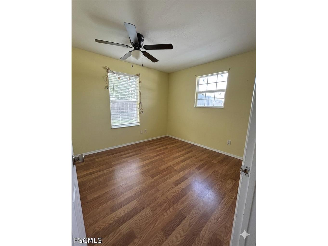 900 NE 18th Terrace Cape Coral FL 33909 2026020576 image8