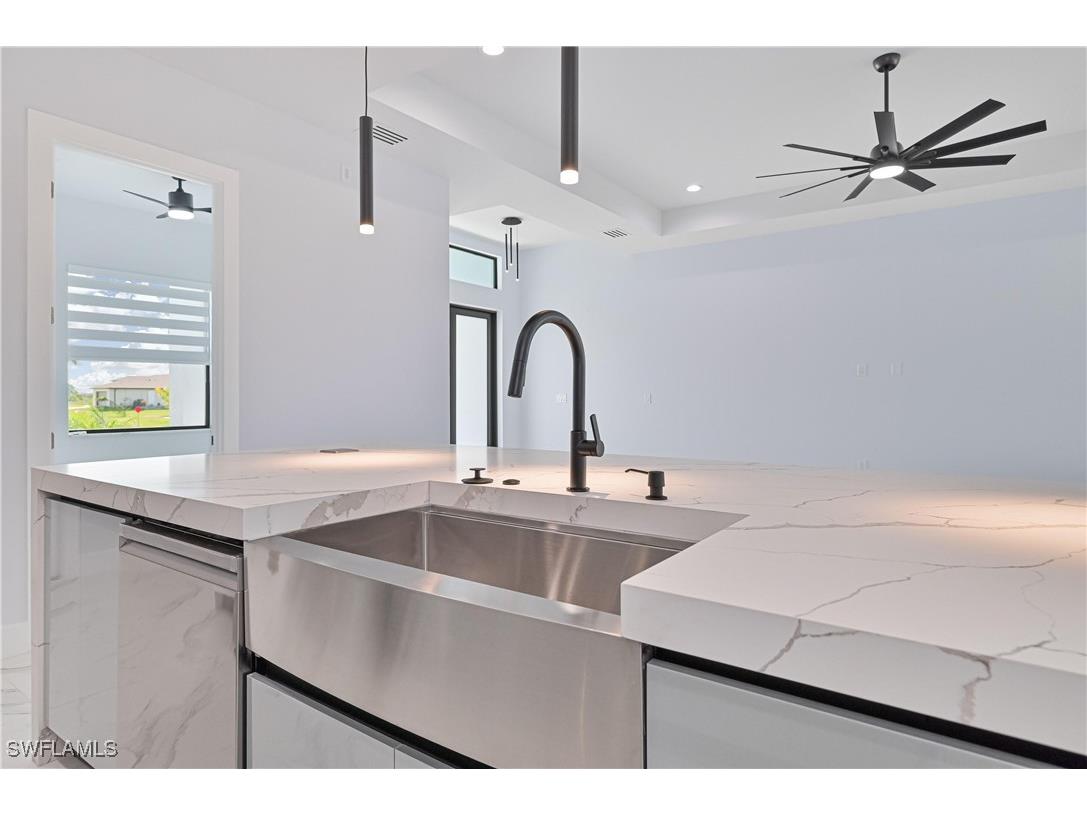 900 NW 12th Place Cape Coral FL 33993 225035832 image15