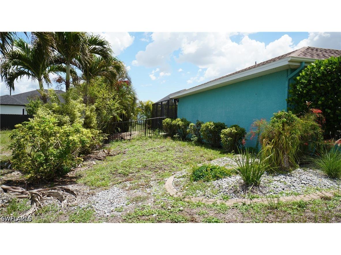 900 NW Embers Terrace Cape Coral FL 33993 226021957 image5