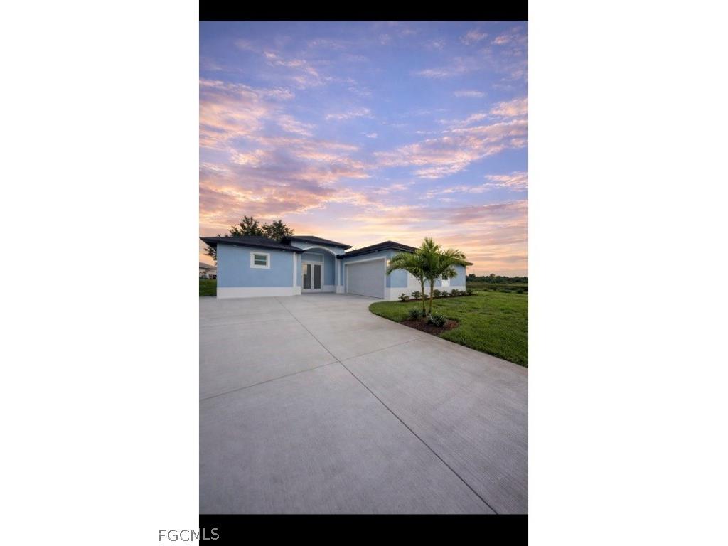 900 Sunniland Boulevard W Lehigh Acres FL 33971 225011490 image1