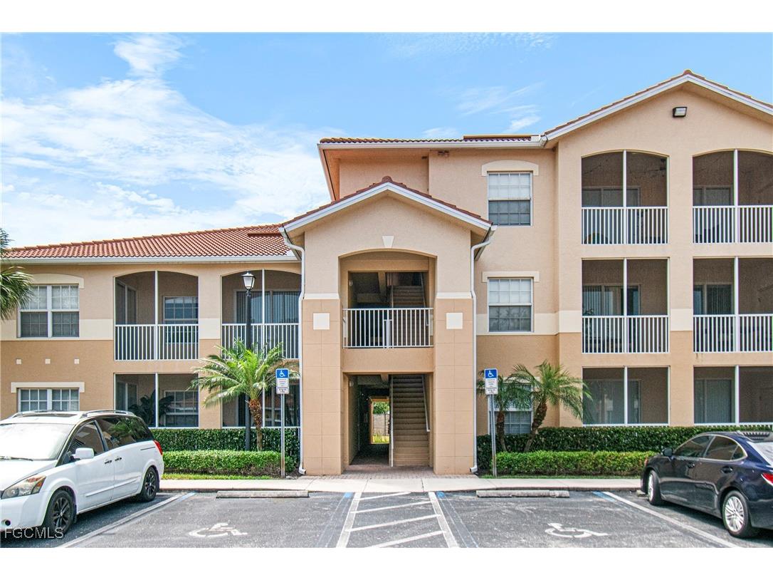 9005 Colby Drive #1904 Fort Myers FL 33919 2025002793 image1
