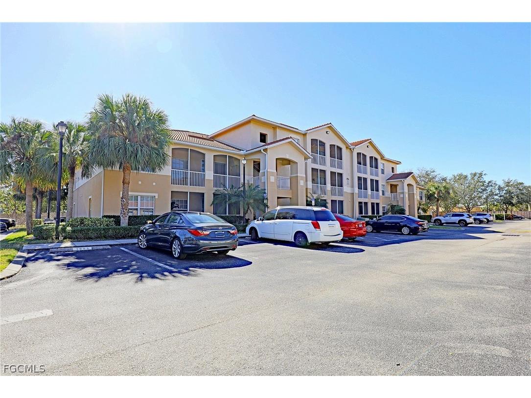 9005 Colby Drive #1919 Fort Myers FL 33919 2026007629 image1