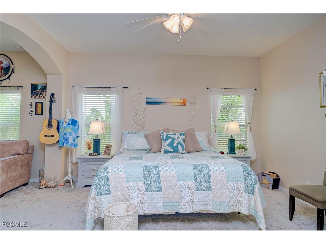 9005 Falcon Pointe Loop Fort Myers FL 33912 2025007311 image14