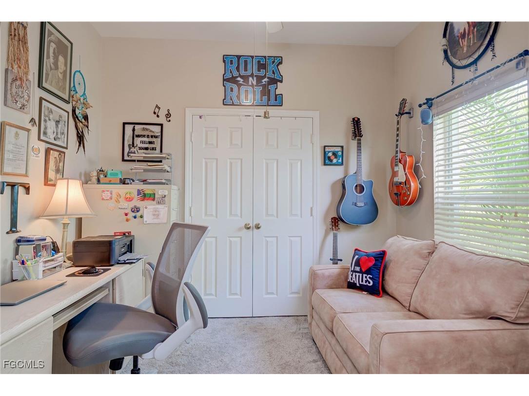 9005 Falcon Pointe Loop Fort Myers FL 33912 2025007311 image17