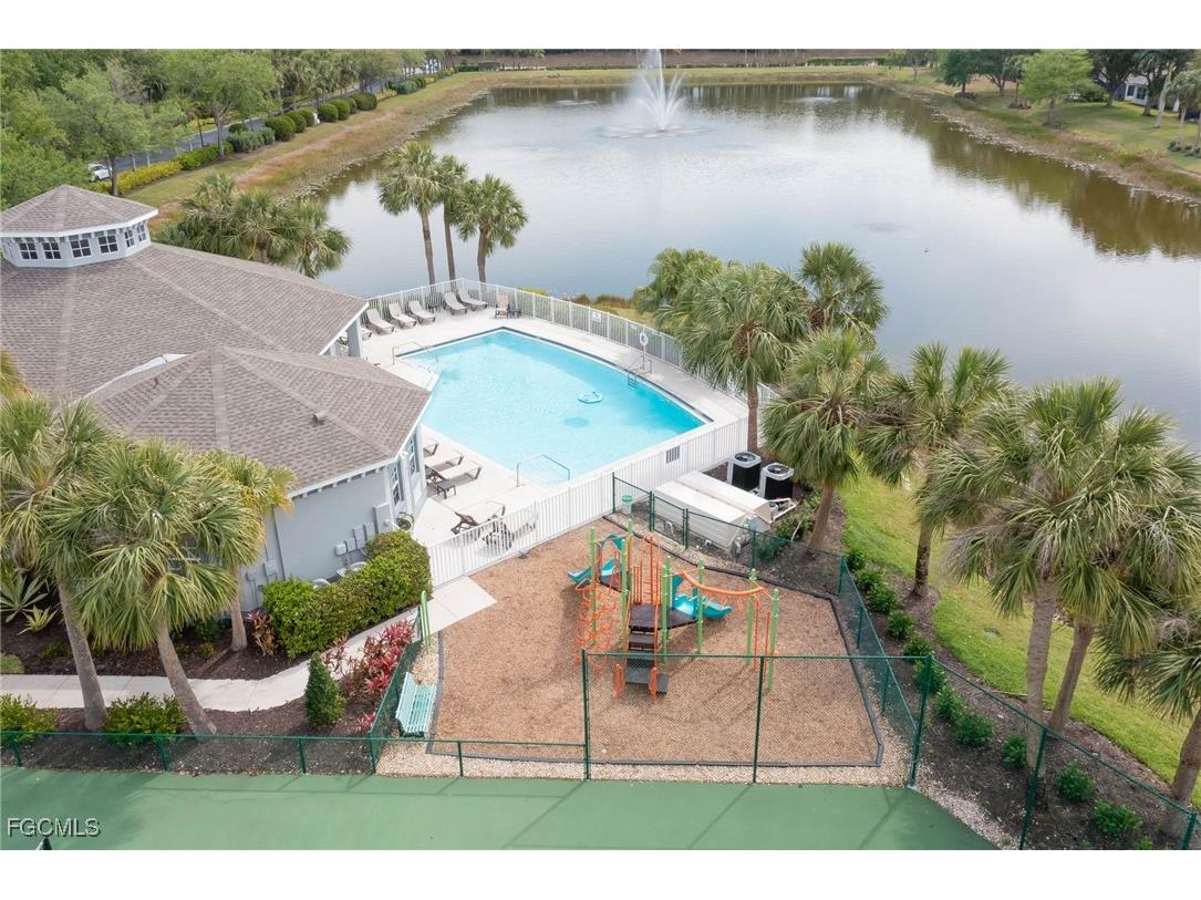 9005 Falcon Pointe Loop Fort Myers FL 33912 2025007311 image39