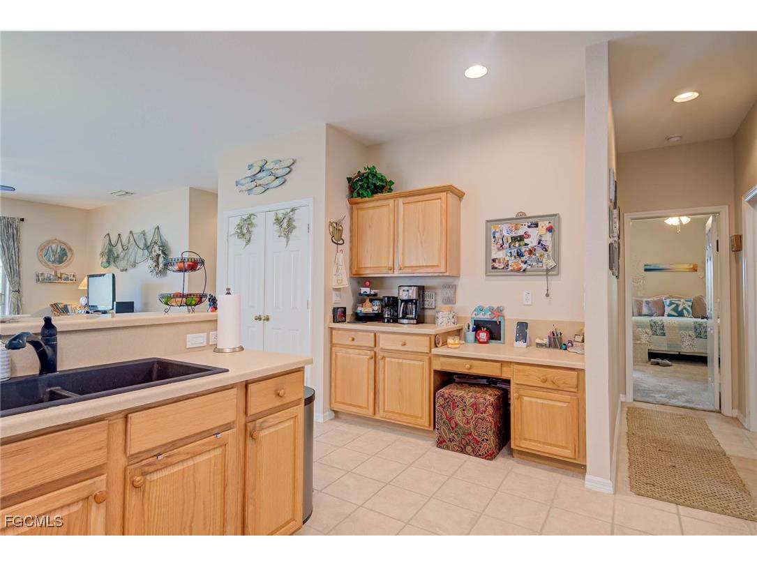 9005 Falcon Pointe Loop Fort Myers FL 33912 2025007311 image8