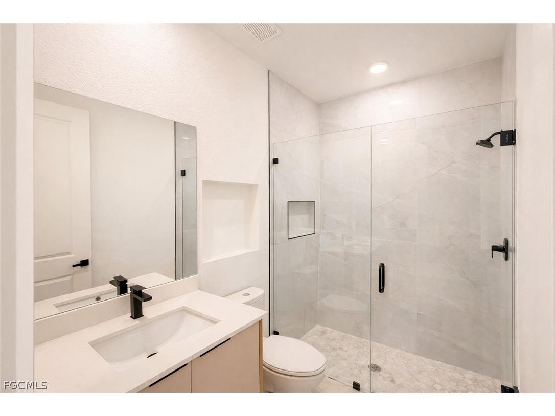 9005 Penny Circle Labelle FL 33935 2026009461 image19