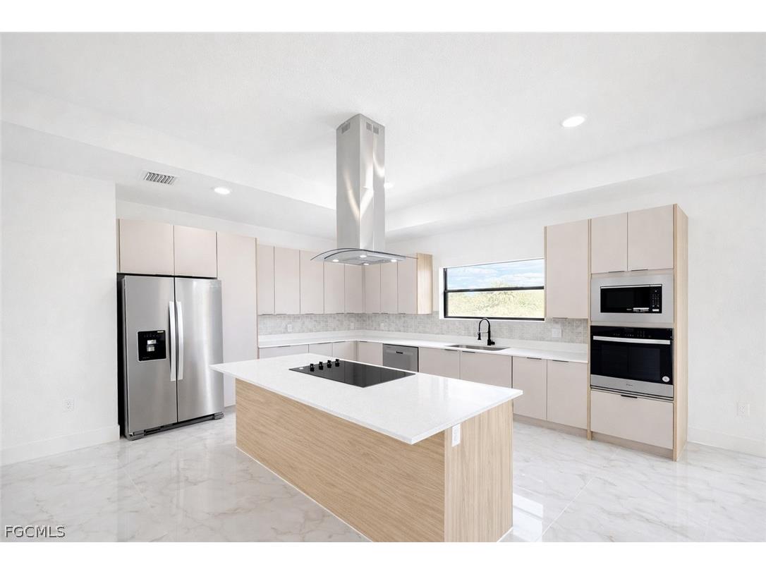 9005 Penny Circle Labelle FL 33935 2026009461 image6