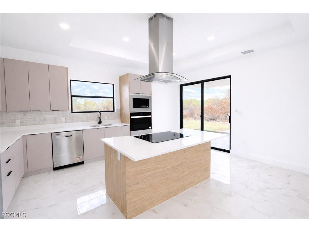 9005 Penny Circle Labelle FL 33935 2026009461 image7