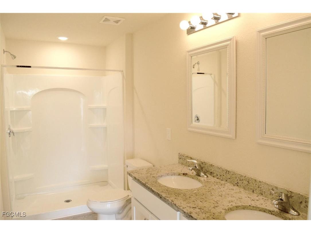 9006 Bamboo Circle Labelle FL 33935 2025015373 image18