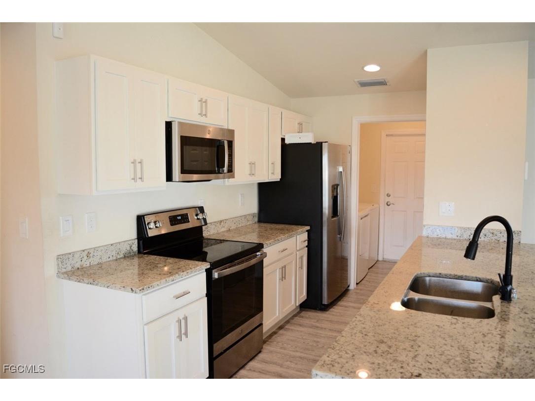 9006 Bamboo Circle Labelle FL 33935 2025015373 image8