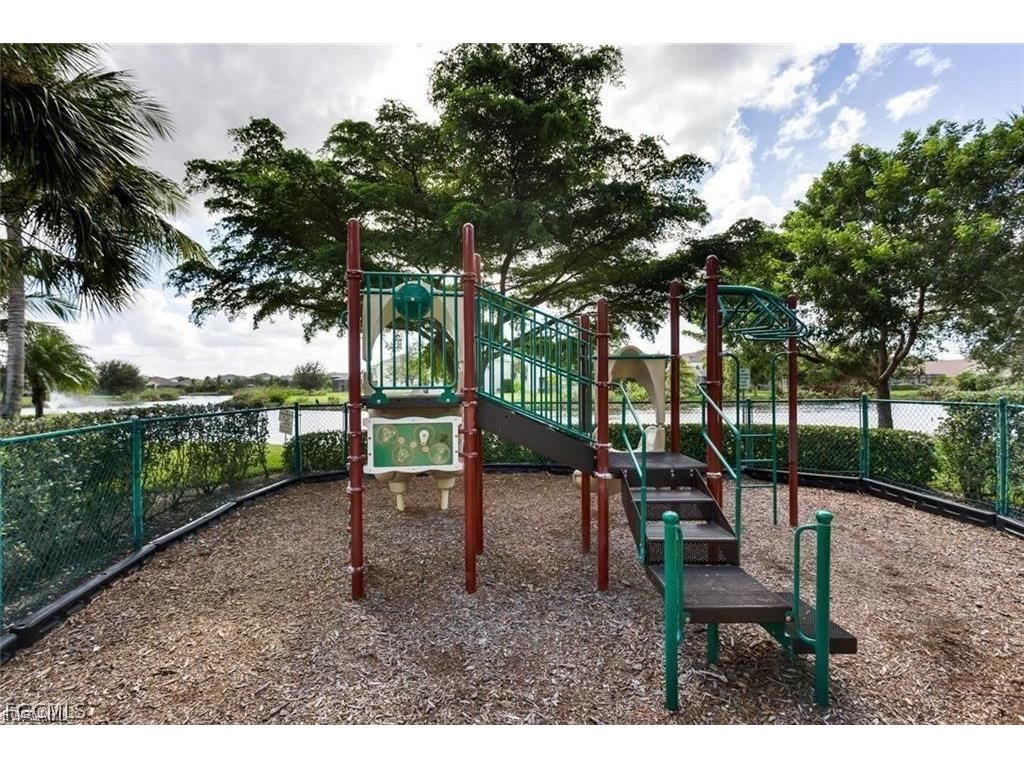 9006 Gladiolus Preserve Circle Fort Myers FL 33908 2026006906 image39