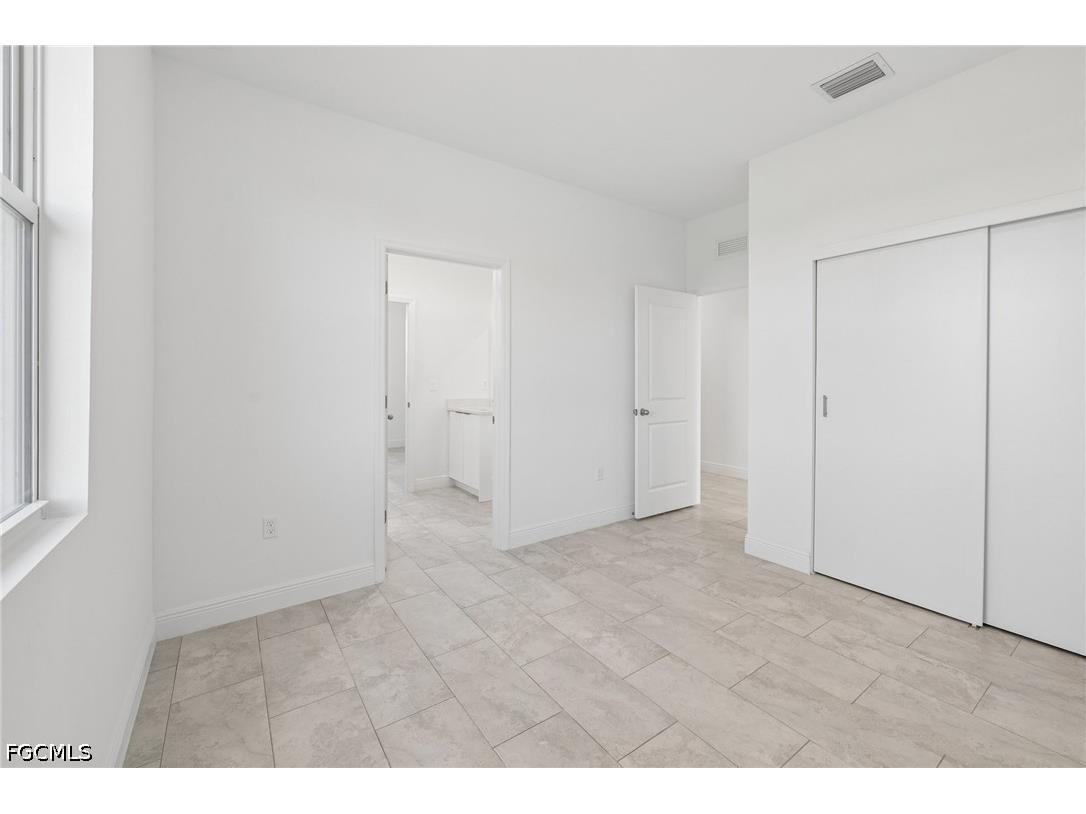 9006 S Castle Circle Labelle FL 33935 2026025998 image10