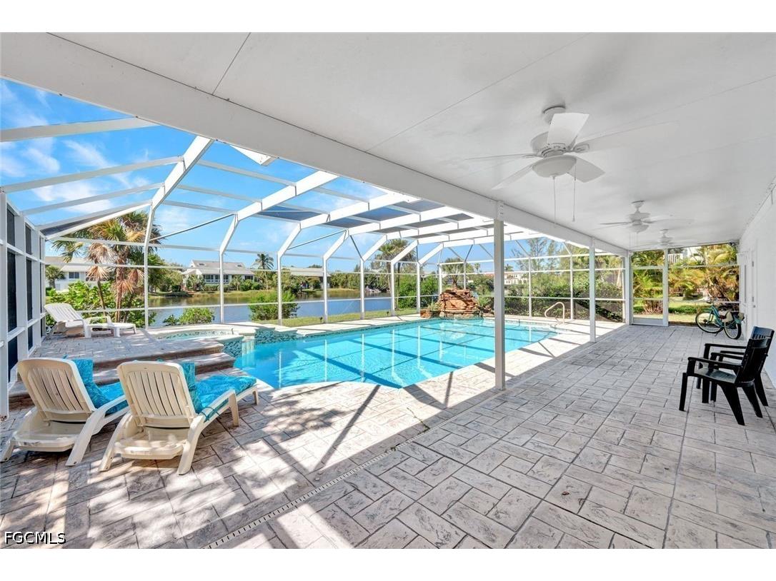9007 Mockingbird Drive Sanibel FL 33957 2026022970 image12