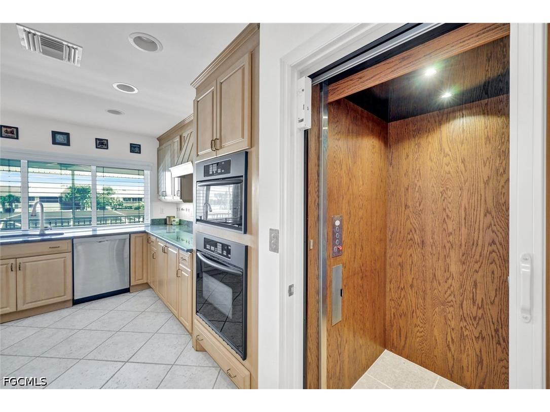9007 Mockingbird Drive Sanibel FL 33957 2026022970 image31