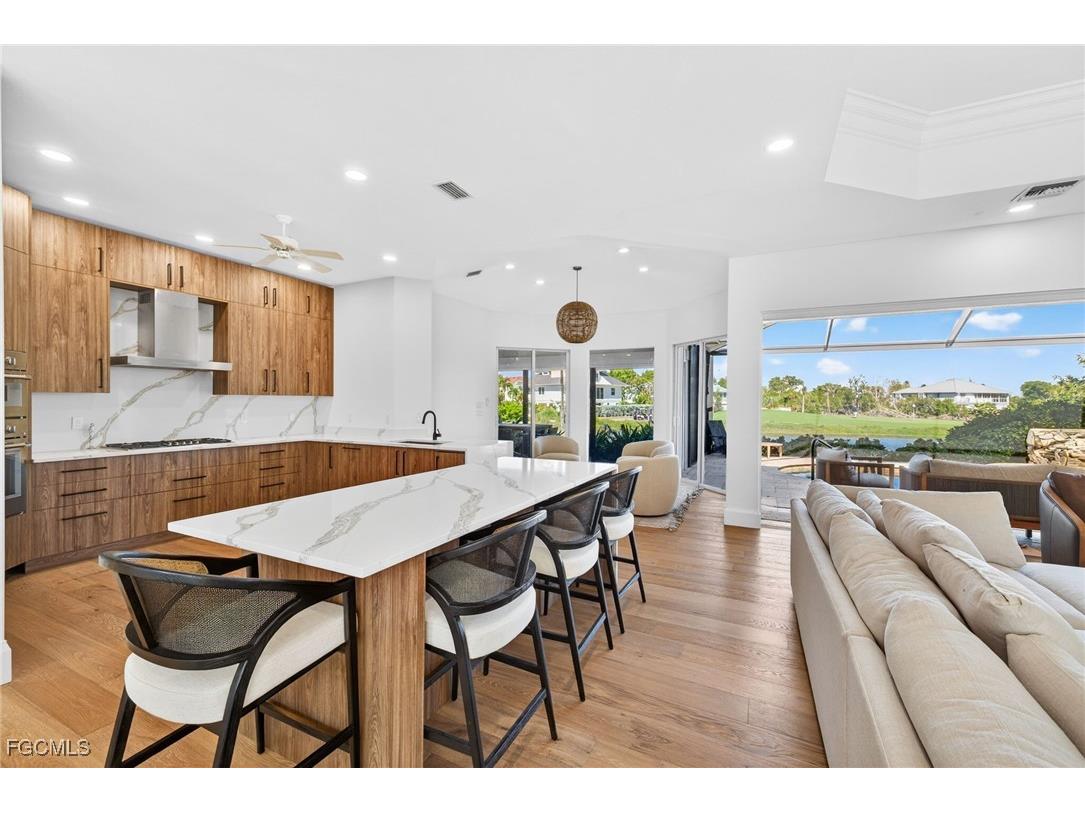 9008 Mockingbird Drive Sanibel FL 33957 2025026436 image11
