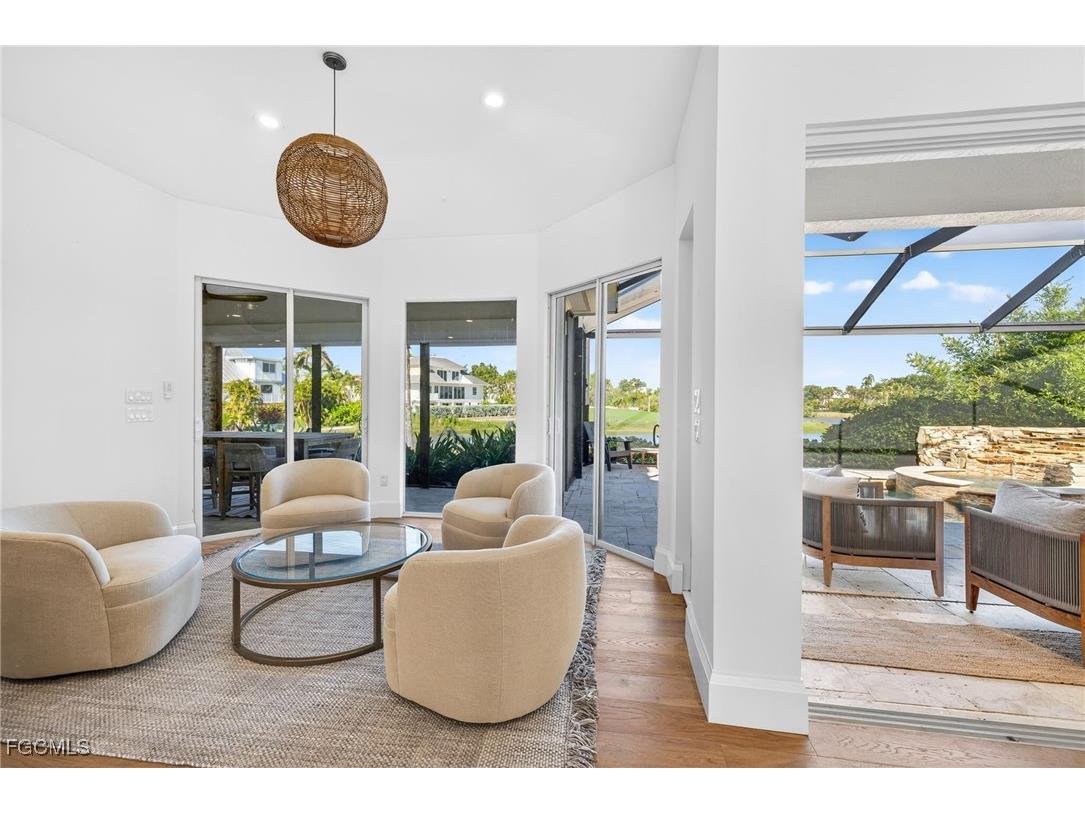9008 Mockingbird Drive Sanibel FL 33957 2025026436 image13