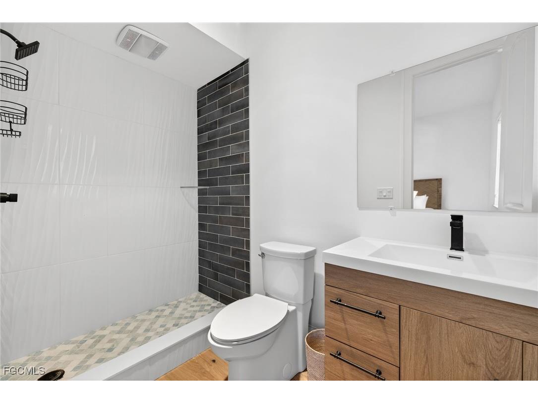 9008 Mockingbird Drive Sanibel FL 33957 2025026436 image26