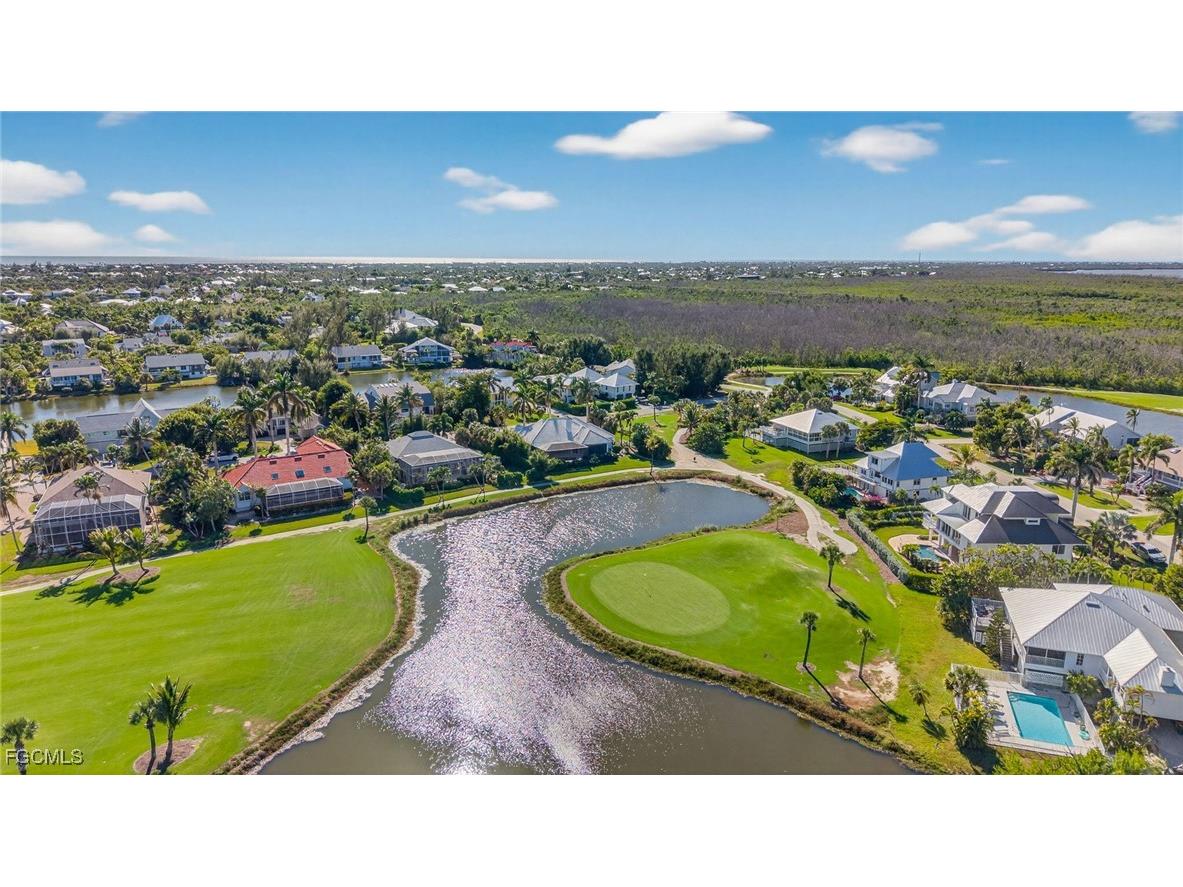9008 Mockingbird Drive Sanibel FL 33957 2025026436 image36