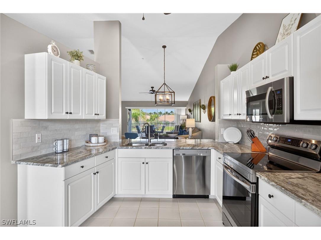 9009 Michael Circle #4 Naples FL 34113 226009540 image14