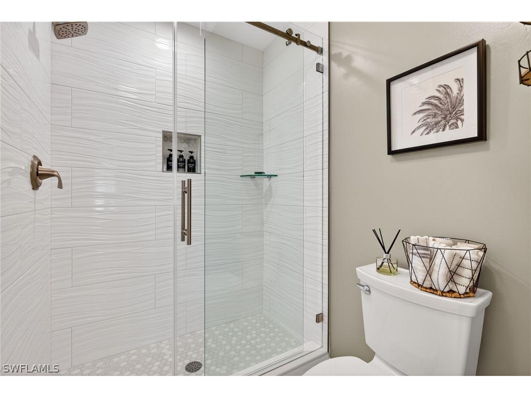 9009 Michael Circle #4 Naples FL 34113 226009540 image19